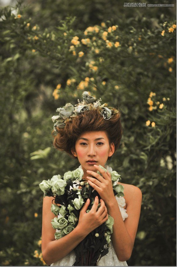 Photoshop调出外景美女漂亮的复古色调