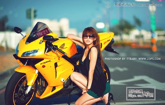 Photoshop调出外景摩托车美女电影色调